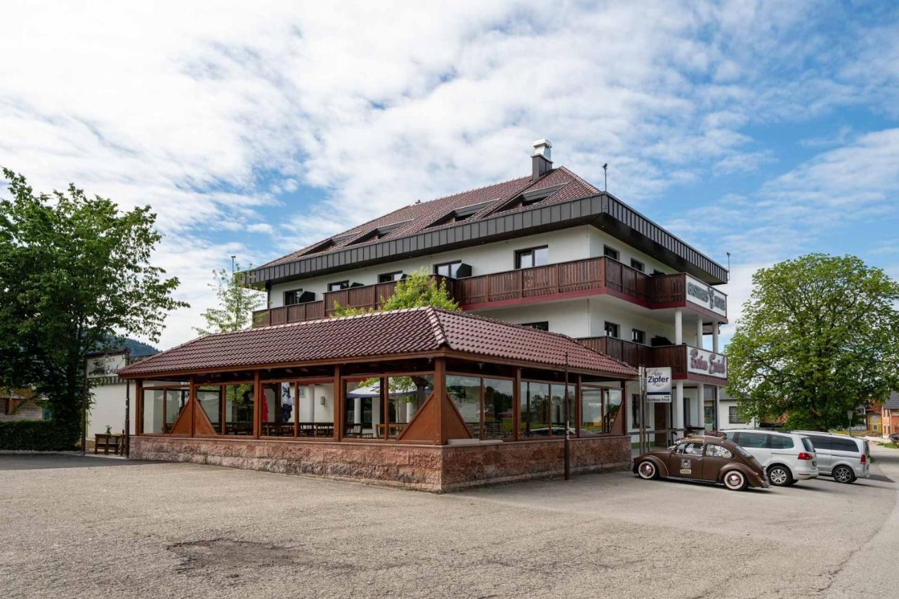 Gasthaus Hotel Beim Erich Oberhofen am Irrsee Exterior foto